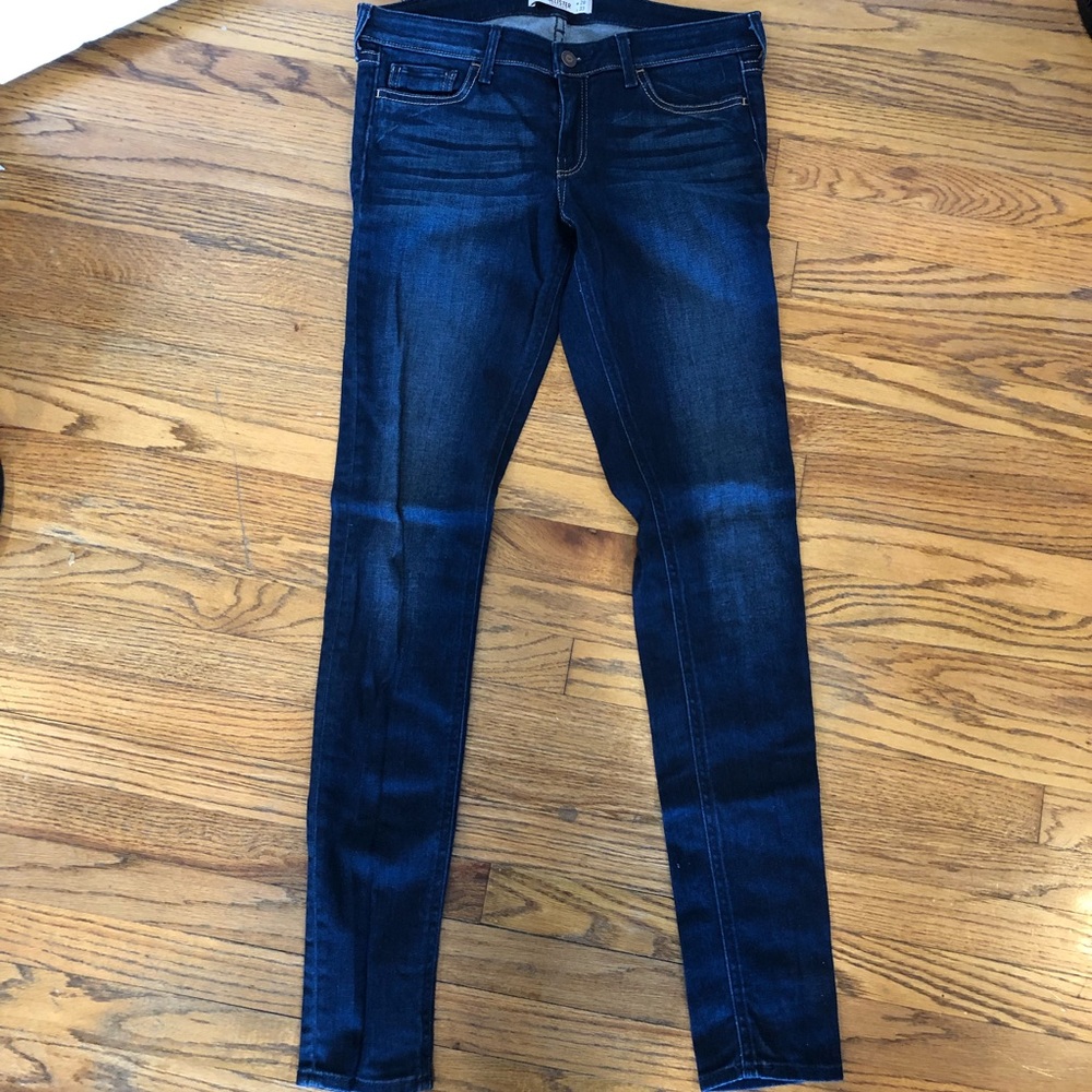Hollister Dark Wash Jeans
